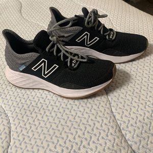 New Balance Fresh Foam Roav